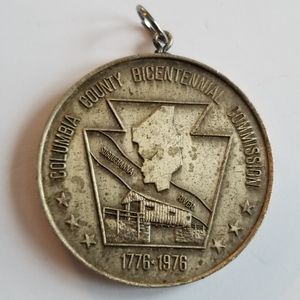 Vintage pendant Columbia County Bicentennial Commission Medal Token Coin